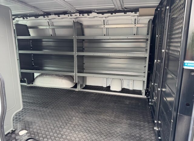 
								2020 Chevrolet Express 2500 Cargo Van full									