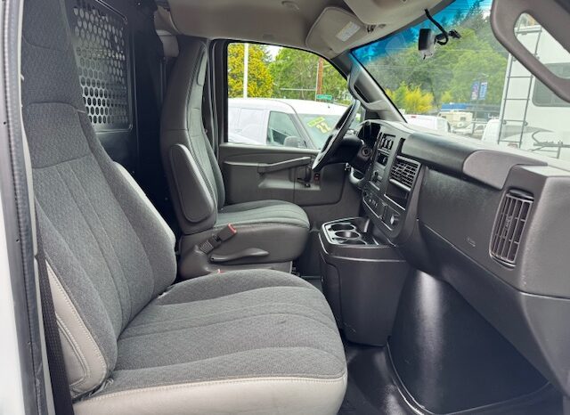 
								2020 Chevrolet Express 2500 Cargo Van full									