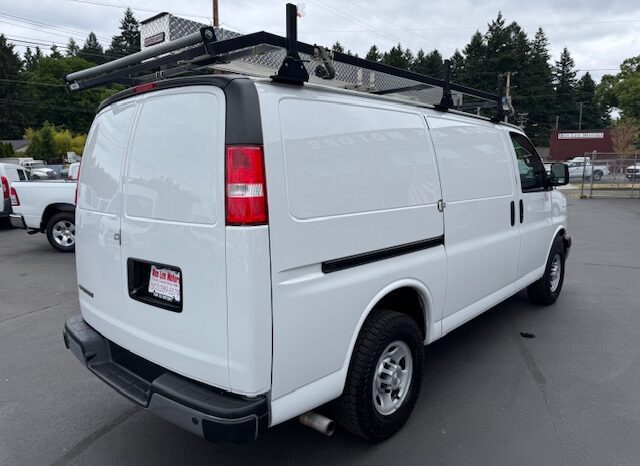 
								2019 Chevrolet Express 3500 Cargo Van full									