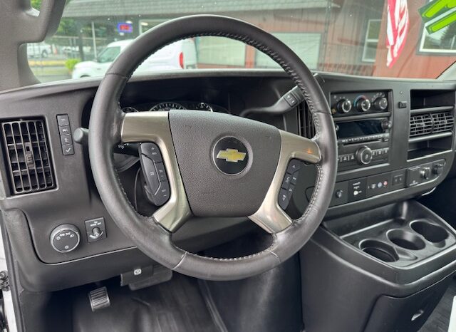 
								2019 Chevrolet Express 3500 Cargo Van full									