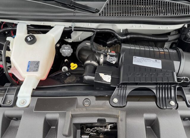 
								2019 Chevrolet Express 3500 Cargo Van full									