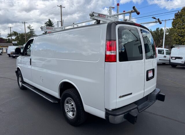 
								2020 Chevrolet Express 2500 Cargo Van full									