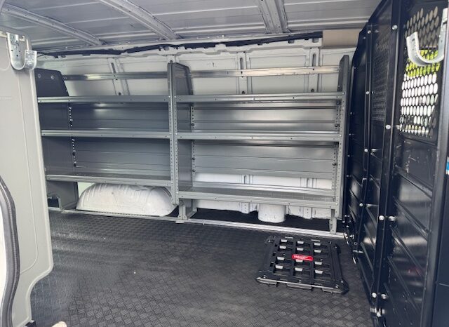 
								2020 Chevrolet Express 2500 Cargo Van full									