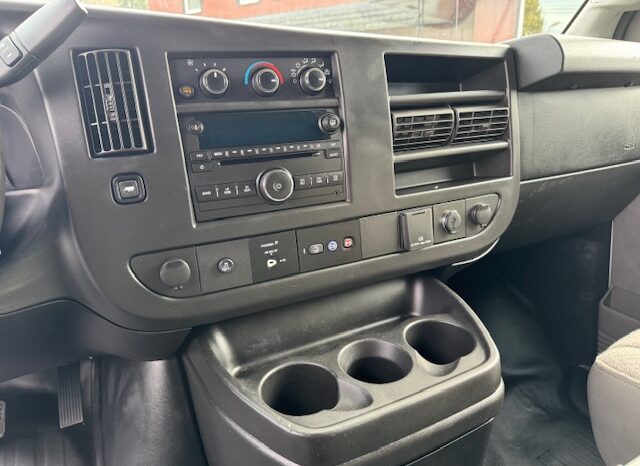 
								2017 Chevrolet Express 3500 Cargo Van full									