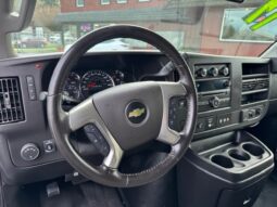 
										2017 Chevrolet Express 3500 Cargo Van full									