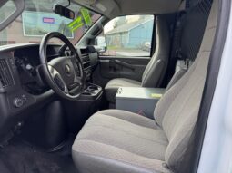 
										2017 Chevrolet Express 3500 Cargo Van full									