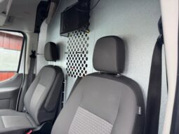 
										2020 Ford Transit 250 MEDIUM ROOF Cargo Van full									