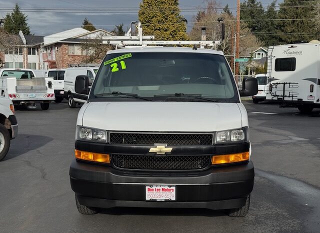 
								2021 Chevrolet Express 2500 Cargo Van full									