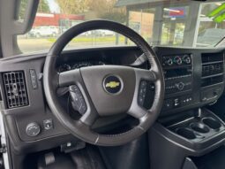 
										2021 Chevrolet Express 2500 Cargo Van full									