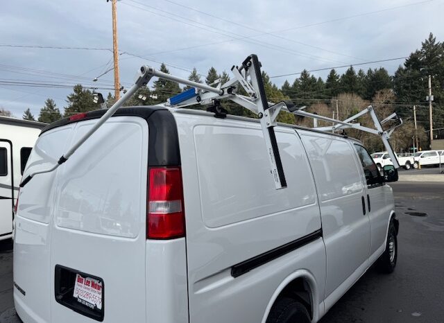
								2021 Chevrolet Express 2500 Cargo Van full									