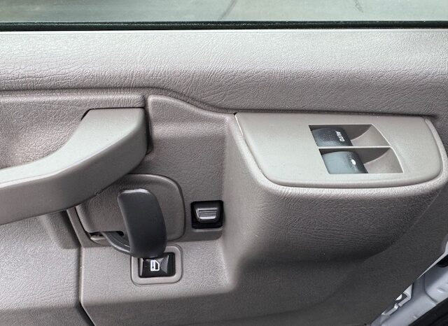 
								2019 Chevrolet Express 3500 Cargo Van full									