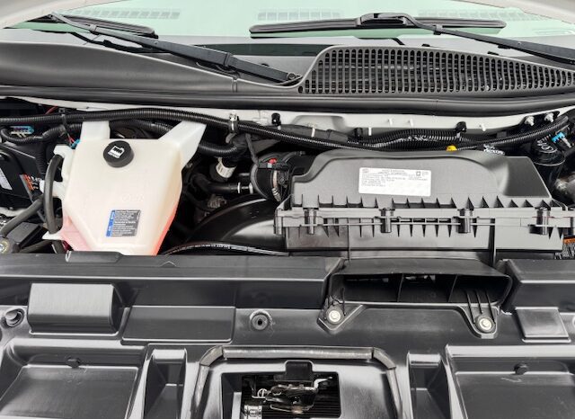 
								2019 Chevrolet Express 3500 Cargo Van full									