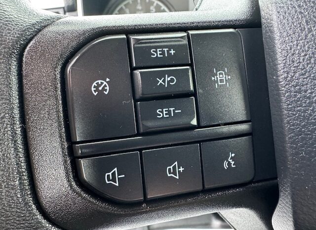 
								2022 Ford F150 Regular Cab Pickup **8ft LONG BED** full									