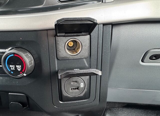 
								2022 Ford F150 Regular Cab Pickup **8ft LONG BED** full									