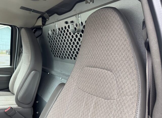 
								2014 Chevrolet Express 3500 Cargo Van full									