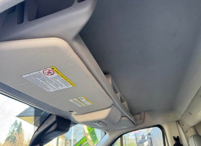 
								2017 Ford Transit 350 HD Cutaway Van **12ft BOX** full									