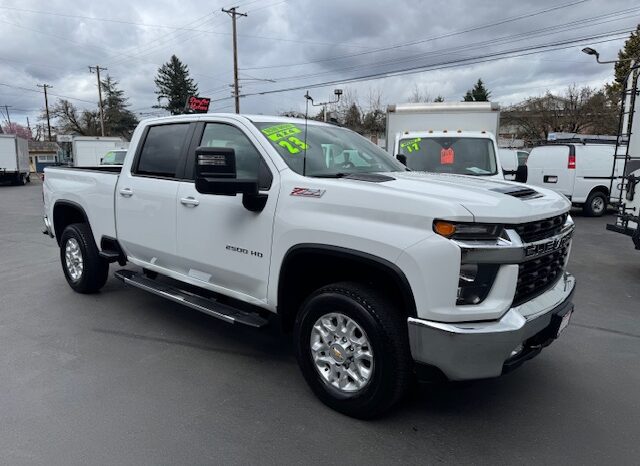 2023 Chevrolet Silverado 2500 Crew Cab 4x4 Pickup 13273