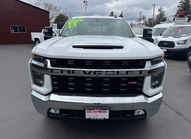 
								2023 Chevrolet Silverado 2500 HD Crew Cab Pickup **Z71 4×4** full									