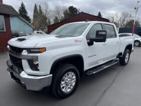 2023 Chevrolet Silverado 2500 HD Crew Cab Pickup **Z71 4×4**