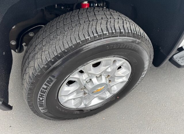
								2023 Chevrolet Silverado 2500 HD Crew Cab Pickup **Z71 4×4** full									