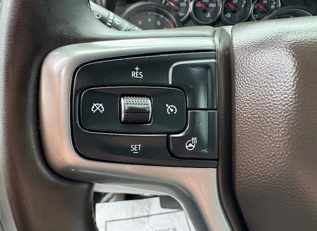 
								2023 Chevrolet Silverado 2500 HD Crew Cab Pickup **Z71 4×4** full									