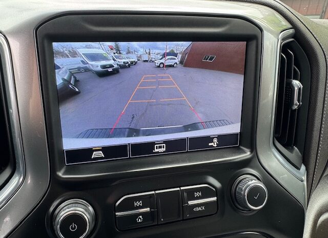 
								2023 Chevrolet Silverado 2500 HD Crew Cab Pickup **Z71 4×4** full									