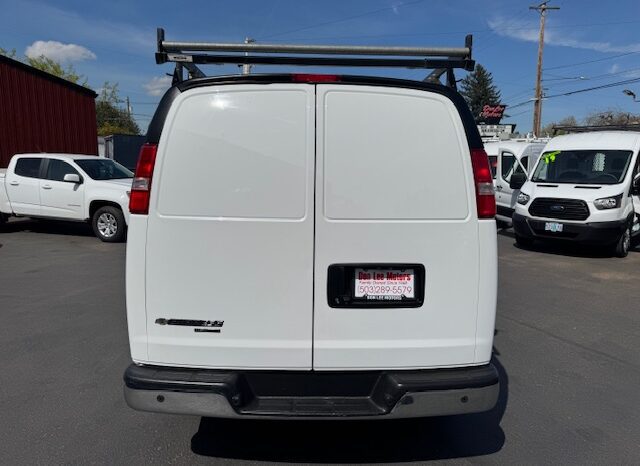 
								2016 Chevrolet Express 3500 Cargo Van full									