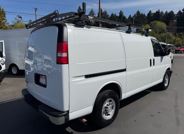 
								2016 Chevrolet Express 3500 Cargo Van full									