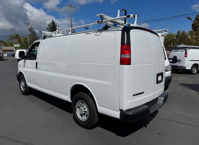 
								2019 Chevrolet Express 3500 Cargo Van full									