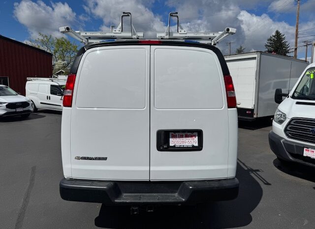 
								2019 Chevrolet Express 3500 Cargo Van full									