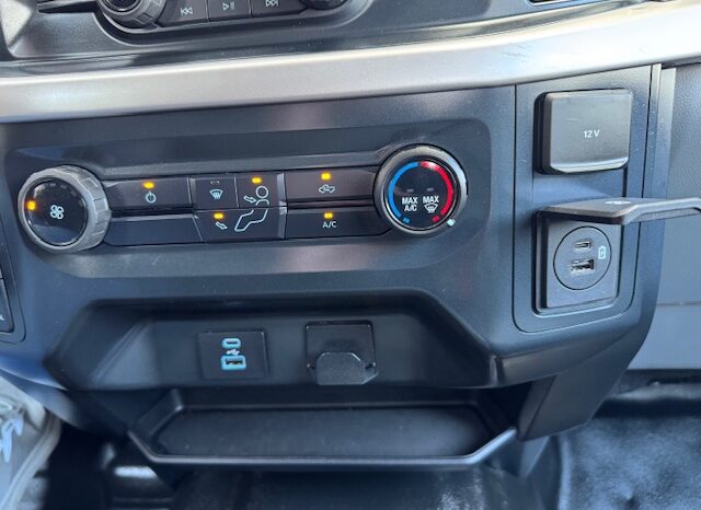 
								2022 Ford F150 Super Cab 4×4 Pickup full									