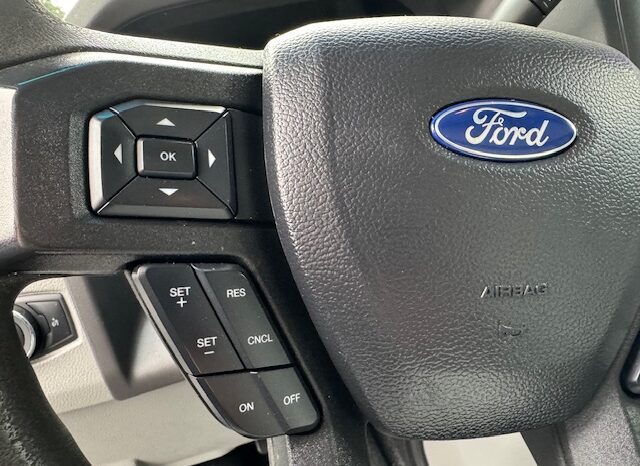 
								2022 Ford E350 Cutaway Van **14ft BOX** full									
