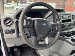 
										2022 Ford E350 Cutaway Van **14ft BOX** full									