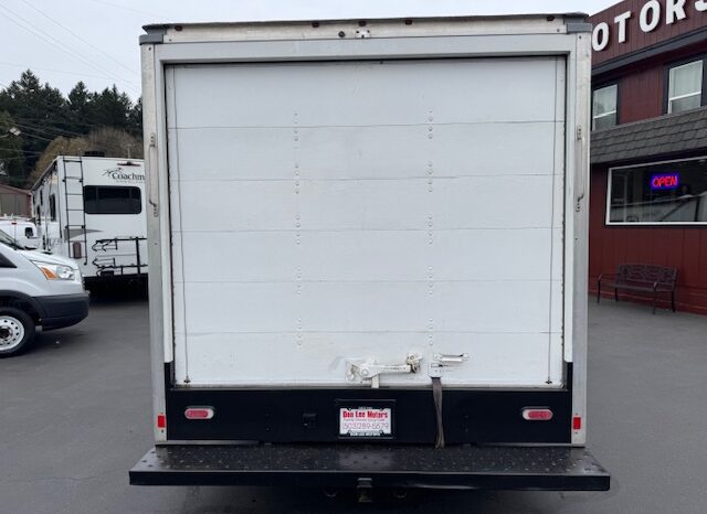 
								2022 Ford E350 Cutaway Van **14ft BOX** full									