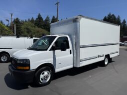 
										2022 GMC Savana 3500 Cutaway Van **16ft BOX** full									
