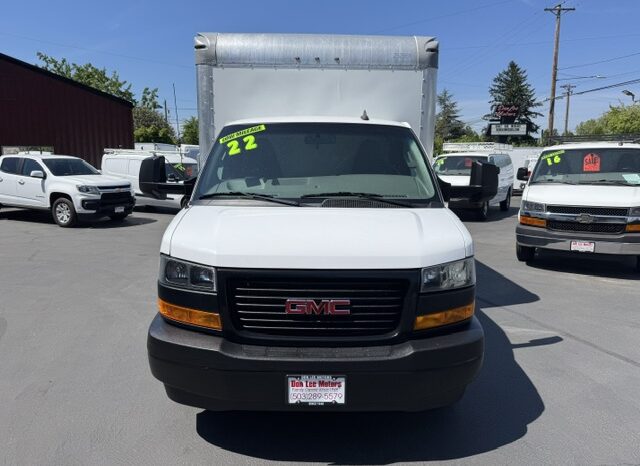 
								2022 GMC Savana 3500 Cutaway Van **16ft BOX** full									