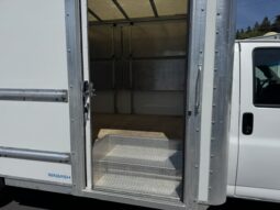 
										2022 GMC Savana 3500 Cutaway Van **16ft BOX** full									