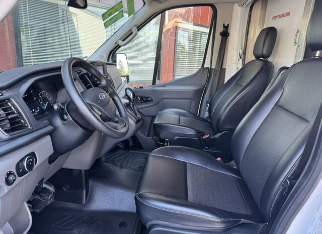 
								2023 Ford Transit 350 Cutaway Van **12ft BOX** full									