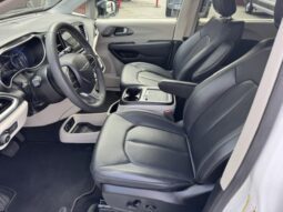 2024 Chrysler Pacifica Touring L Minivan