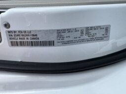
										2024 Chrysler Pacifica Touring L Minivan full									