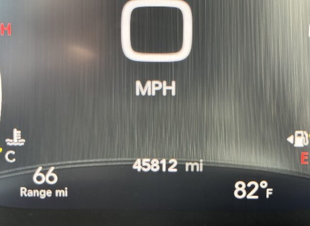 
								2024 Chrysler Pacifica Touring L Minivan full									