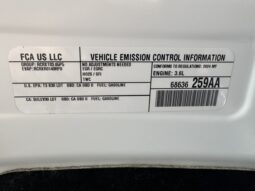 
										2024 Chrysler Pacifica Touring L Minivan full									