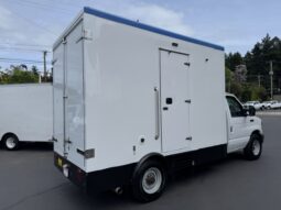 
										2023 Ford E350 Cutaway Van 12ft Box **THERMO KING REEFER** full									