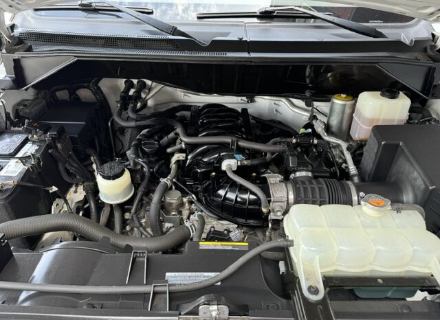 
								2018 Nissan NV3500 SV Cargo Van full									