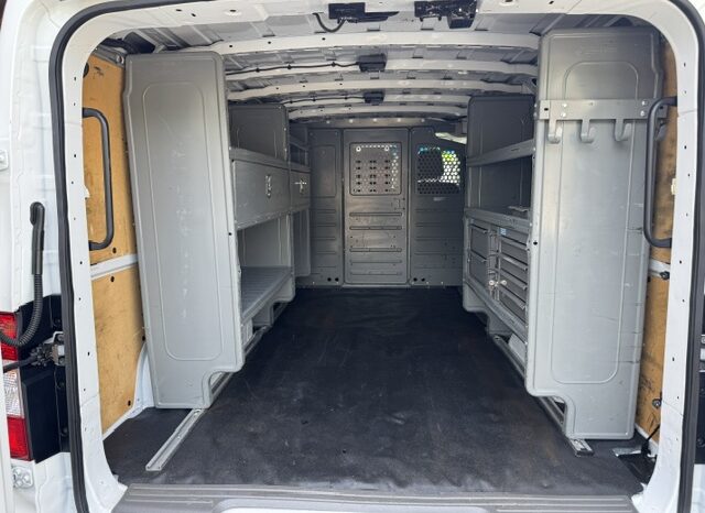 
								2018 Nissan NV3500 SV Cargo Van full									