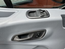 
										2019 Ford Transit 250 MEDIUM ROOF Cargo Van full									