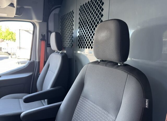 
								2020 Ford Transit 250 MEDIUM ROOF Cargo Van full									
