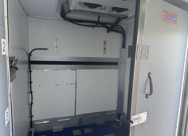 
								2023 Ford E350 Cutaway Van 12 ft Box **THERMO KING REEFER** full									