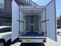 
										2023 Ford E350 Cutaway Van 12 ft Box **THERMO KING REEFER** full									
