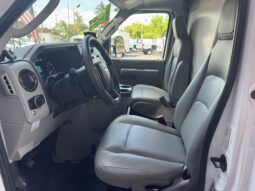 
										2023 Ford E350 Cutaway Van 12 ft Box **THERMO KING REEFER** full									